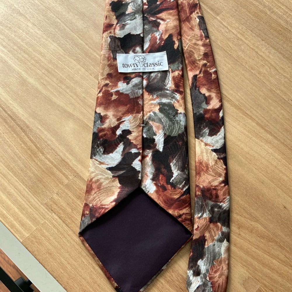 Town Classic Autumn Tones Tie